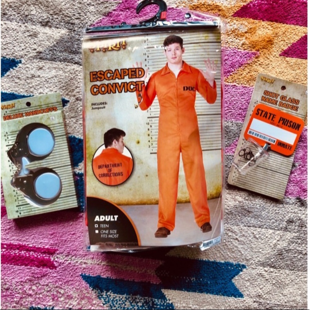 Convict / Prisoner Halloween Costume